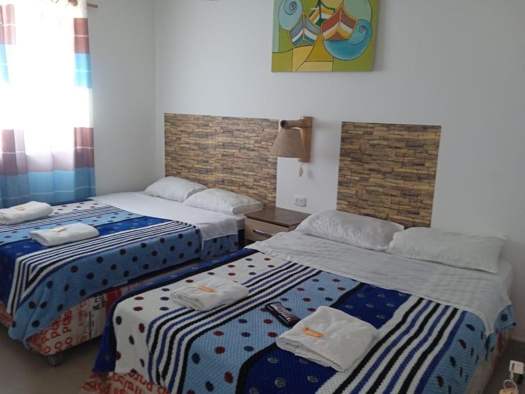 Hostal Brisa Marina 파라카스 외부 사진